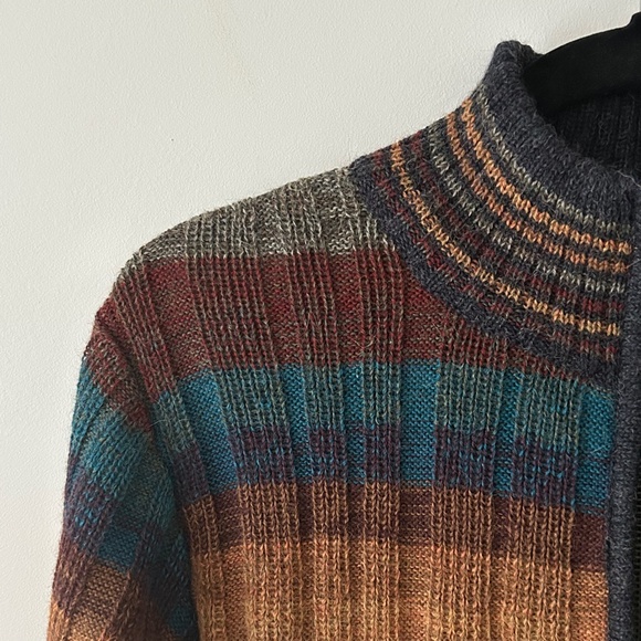 Novica Handmade 100% Alpaca Quarter Zip Sweater - Picture 6 of 16